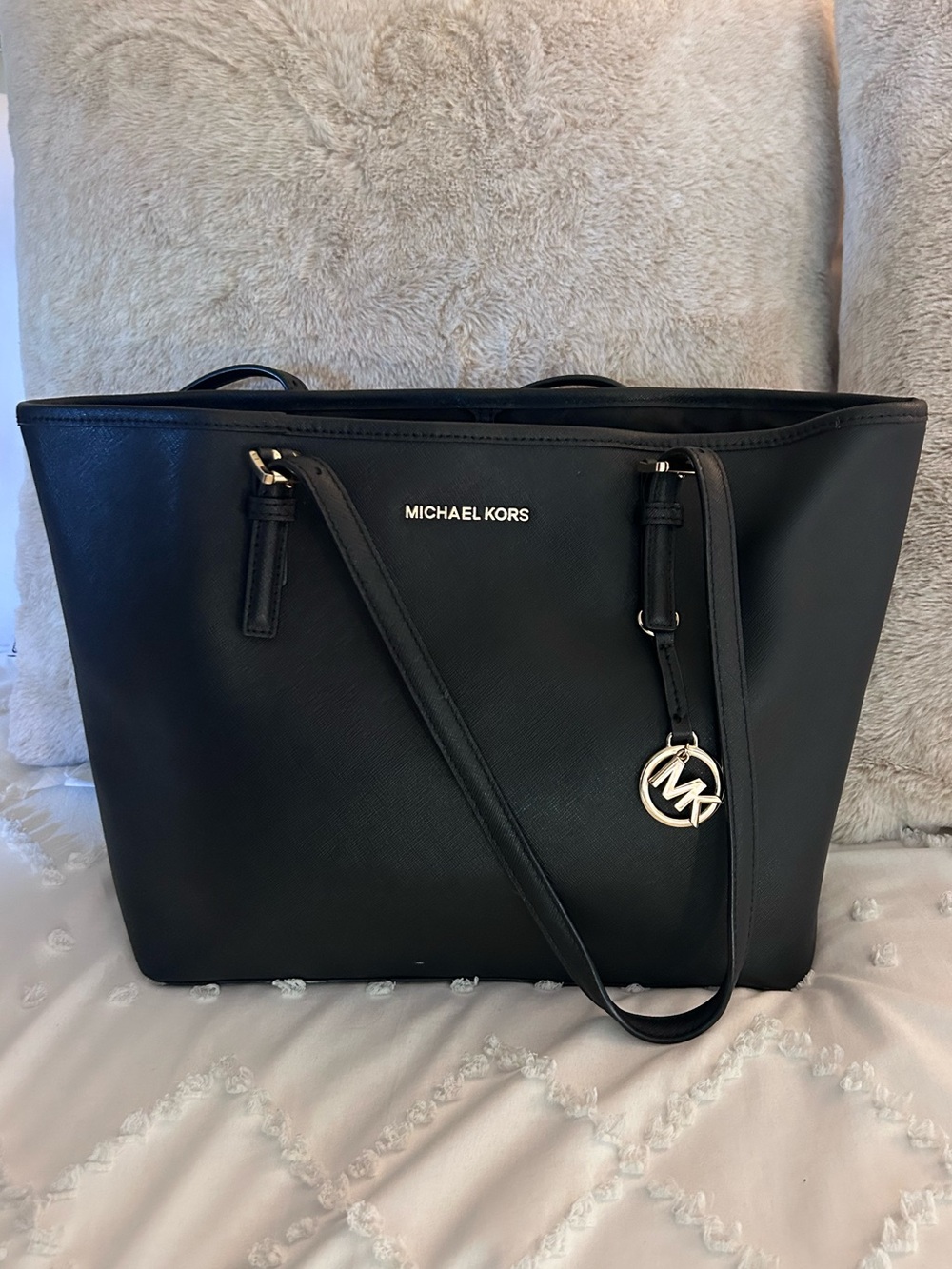 Michael Kors Jet Set Travel Saffiano Leather Tote